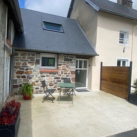 Gite Avec Chambre Mezzanine Pour 2 Pers Brehal Bagian luar foto